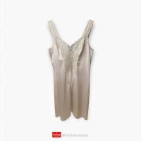 ราคา ชุดนอน Triumph แท้ (อก F-33”) (16495678331)