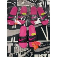 ราคา รองเท้าแตะเด็กโต Nike Kawa Slide - Black/Pink มือ 1 ป้ายไทย (27641043723)