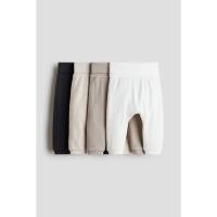 ราคา H&M(เอชแอนด์เอ็ม) แพ็ค 4 ตัว กางเกงผ้าฝ้ายแบบมีซี่ริบ Infants 4-pack ribbed cotton trousers 1246459_7 (26039756790)