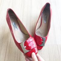 ราคา รองเท้ามือสอง Prada s.36(23cm) สีแดงแซ่บๆ (4517943155)