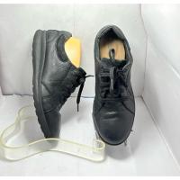 ราคา Clarks Sneaker หนังแท้สีดำ มือ2 ไซส์ 37 ยาว 23.5 ซม. ⭐️ นิ่ม เบา สวย (27678673122)