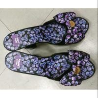 ราคา รองเท้า Jelly Bunny ของแท้ สภาพเหมือนใหม่ ไม่มีตำหนิ size USA 7 ความยาว 23 ซม. สีม่วง ส้นสูง 3 นิ้วครึ่ง (982674227)