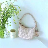 ราคา กระเป๋าสะพายสีขาวhoboหนังนิ่ม (17983789871)
