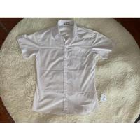 ราคา เสื้อนักศึกษาทรงบอยมีดระดุมมีกระเป๋า อก 40 (41218463255)