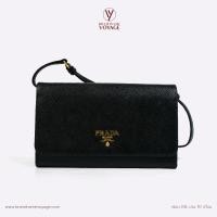 ราคา P R A D A Saffiano Metal Flap Wallet With Strap Black (18686322063)