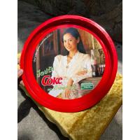 ราคา ถาดโค้ก ถาดCoke ปี 1994 (พ.ศ. 2537) ลาย ป๊อป อารียา ชุมสาย นางสาวไทยปี 2537 [ถาดเหล็กสะสม coke ปี 1994 miss thailand] (41457475143)