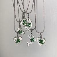 ราคา [ พร้อมส่ง ] สร้อยคอจี้ใบโคลเวอร์4แฉก V.1 / clover necklace (22723063111)