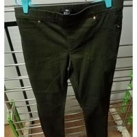 ราคา (ของแท้) กางเกงผู้หญิง​ H&M มือสอง SIZE 38 กางเกงเลกกิ้ง สีเขียว ใส่สบาย ใส่เที่ยว น่ารัก ดี จาก SHOP (23240215039)