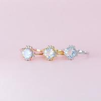 ราคา แหวนพลอยมูนสโตนล้อมพลอยเพทายขาว ตัวเรือนเงิน แหวนพลอยแท้ 100% (19568359601)