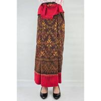 ราคา ผ้าซิ่นตีนแดงของ ดี บุรีรัมย์ ผ้าถุงตีนแดง พรีเมี่ยม คละดอก คละลายทอ (26212122131)