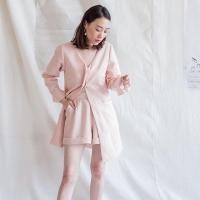 ราคา [From 1,790.-] เสื้อสูทยาว _PHISARA_ | kanni salisa sarin rally lookbook vanillin mitr merge maison keeps firrr trikul (2160538112)