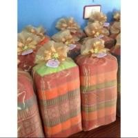 ราคา ถุงผ้าไหมแก้วขนาด 11 x 22 นิ้ว ขนาดใส่หมอนขิดได้ ใส่ของชำร่วย ของรับไหว้ ของขวัญ (1902461840)