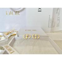 ราคา Used Like New Petit DC Stud Earrings GHW Y02/23 แท้ (12199488292)