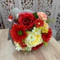 ราคา ช่อดอกไม้ วาเลนไทน์ รับปริญญา แสดงความยินดี เรียบ หรู ดูดี สวยมาก เป็นดอกไม้ประดิษฐ์ เหมือนจริง (3315839816)