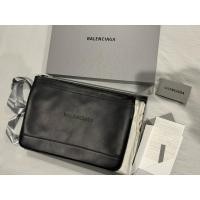 ราคา New balenciaga clutch w 33cm (29450038886)