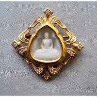 ราคา เข็มกลัด ดูดทรัพย์ เนื้อหยก หลวงพ่อสด วัดปากน้ำ ปี 2540 หยกสีขาว สภาพสวย (25786884946)