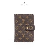 ราคา [ของแท้] LV AGENDA ZIPPY WALLET PM BROWN MONOGRAM CANVAS GHW มีใบรับประกัน ตรวจสอบได้ทุกใบ ✅ (45200320689)