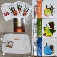 ราคา Clarins - ใหม่ คาแรงส์ กระเป๋าเครื่องสำอางค์และผลิตภัณฑ์ขนาดพกพา (28864625629)
