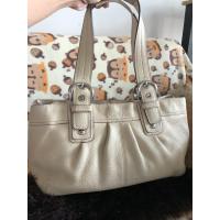 ราคา Sale**กระเป๋าสะพายไหล่Coachแท้มือสอง (8714541028)