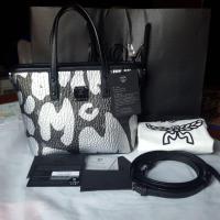 ราคา MCM leopard print mini tote bag ของแท้% (6015015536)