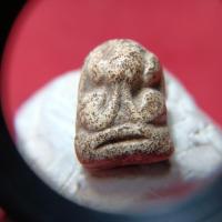 ราคา พระเก่าปิดตาเนื้อผงไม่ทราบวัด (40307187568)