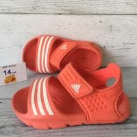 ราคา Adidas ลำลอง สภาพสวย น้ำหนักเบา วัดด้านใน13cm (1877348524)