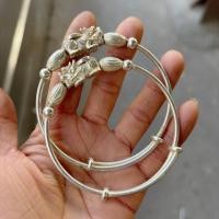 ราคา คอลเลกชันนิตยสารโบราณวัตถุเก่าเก่าเงินปี่เซียะเงินโชคลาภทองแดงสร้อยข้อมือชุบเงินหนึ่งคู่ราคา10.10.1 (40723548972)