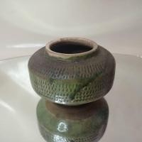 ราคา กระปุกดินเผาเขียวไข่กาโบราณงานเก่าอายุหลัก 100 ปี (29202839439)