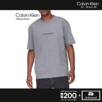 ราคา CALVIN KLEIN เสื้อยืดคอกลมผู้ชาย Standard Logo ทรง Relaxed รุ่น 40HM228 P7E - สีเทา (24769991327)