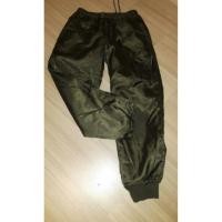 ราคา ขายกางเกงผ้าร่ม#เสื้อกันหนาวไหมพรมสภาพดี (441707364)