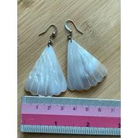 ราคา ต่างหูเปลือกหอยมุก แกะสลักจากเปลือกหอยมุก ขนาด3-4cmแท้ธรรมชาติ (43950641623)