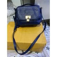 ราคา กระเป๋าสะพายข้างDKNYแท้มือสอง (23775134017)