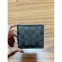 ราคา กระเป๋าสตางค์ใบสั้นผู้ชาย Coach แท้ (มีตำหนิ) (14996347241)