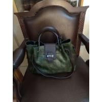 ราคา กระเป๋าหนังแท้มือสองสีเขียวขี้ม้า (20292139769)