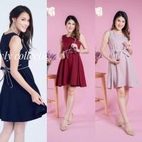 ราคา (ใส่โค้ด INCSL33 ลดเพิ่ม 50%) Newly collection เดรสคอกลมผูกโบว์เอว กระโปรงบาน แต่งกุ้น ผ้ากาแลคซี่ พรีเมี่ยม (3652243712)