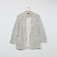ราคา ❌ของแท้ ของใหม่ พร้อมส่ง ❌ Kiabi58: Kiabi striped Blazer เบลเซอร์ผ้าลินินเนื้อดี ผ้าไม่บาง ลายทาง ใส่คลุมเก๋ๆ สวยมากค่า (7656651336)
