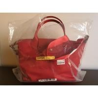 ราคา กระเป๋า Longchamp Le Pliage Neo สีแดง Rouge ไซส์ S รุ่นใหม่ ปรับความยาวสายได้ มีการ์ดเขียว ป้ายราคาคิงเพาเวอร์ สภาพใหม่ (23162207425)