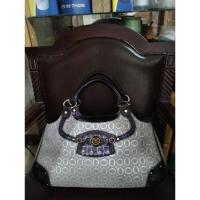 ราคา กระเป๋าหนังแท้มือสอง แบรนด์ เอสไควเออะEsquire (25284285992)