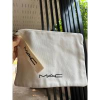 ราคา กระเป๋าเครื่องสำอางค์MAC (22165829515)