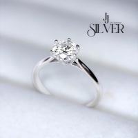 ราคา แหวนเพชรโมอีส Moissanite แหวนแต่งงาน แหวนเพชรชูเม็ดเดี่ยว 1 กะรัต เงินแท้ (28629430950)