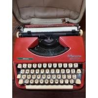 ราคา เครื่องพิมพ์ดีดภาษาอังกฤษยี่ห้อโอลิมเปีย (Olympia) ปี คศ. 1960 (22255837743)