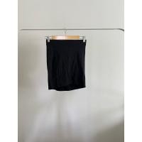 ราคา กระโปรงทรงเอ ผ้ายืด สีดำ ป้ายh&m มือสอง (29815622452)