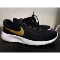 ราคา รองเท้า Nike Tanjun มือ 2 ใส่ครั้งเดียว (ไซส์ EU 36)​ ของแท้ 100% ซื้อในช็อป (3856780587)