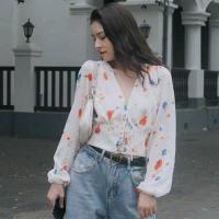 ราคา คอวี แขนยาว ผ้าชีฟองลายดอก ผูกเชือกหน้า เจาะตาไก่ (7414542385)