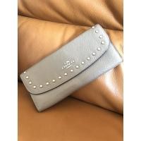 ราคา กระเป๋าแบรนด์เนมมือสองของแท้ กระเป๋าสตางค์โค้ช COACH ทรงยาวสีเทา (5489724335)