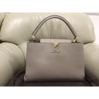 ราคา Used LV ใช้เองใช้มือเดียว อุปกรณ์ครบ สภาพดี 95% ใบใหญ่นะคะ 89000 (1762999220)