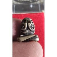 ราคา การันตีพระแท้ พระปิดตายันต์ยุ่ง หลวงพ่อมี วัดมารวิชัย รุ่นแรก เนื้อระฆังเก่า พร้อมกล่องเดิม (43810464395)