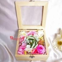 ราคา กล่องดอกไม้ธนบัตร​ กล่องกุหลาบธนบัตร (28125764621)