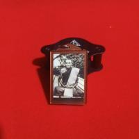 ราคา ภาพหลวงพ่อกวยปี 2555 (23664767670)