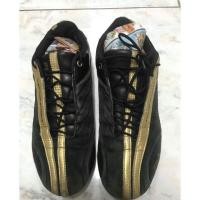 ราคา รองเท้าผ้าใบ fila ของแท้มือ2คะ (2366517717)